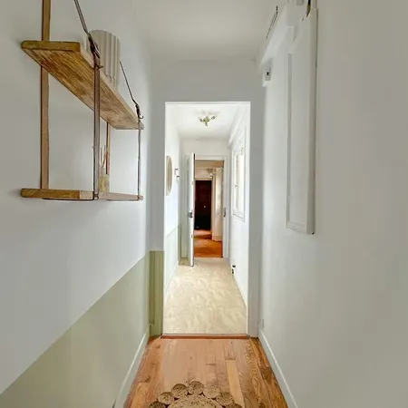 Flexliving - T2 - Mederic Апартаменты