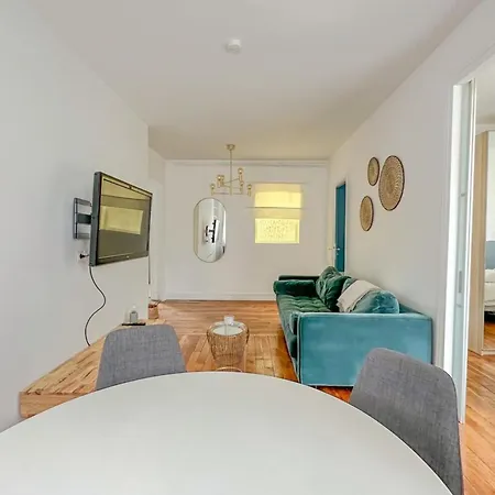 Flexliving - T2 - Mederic Apartament *