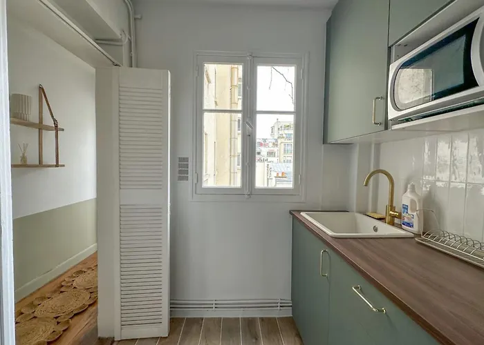 Flexliving - T2 - Mederic * Parijs